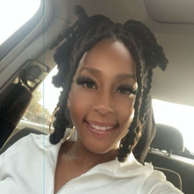 Ceee, the stylist behind Styles By Ceee